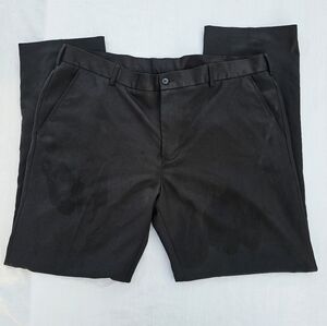 Van HeusenTraveler Non-Stop Stretch Comfort Black Dress Pant. Size 40/32